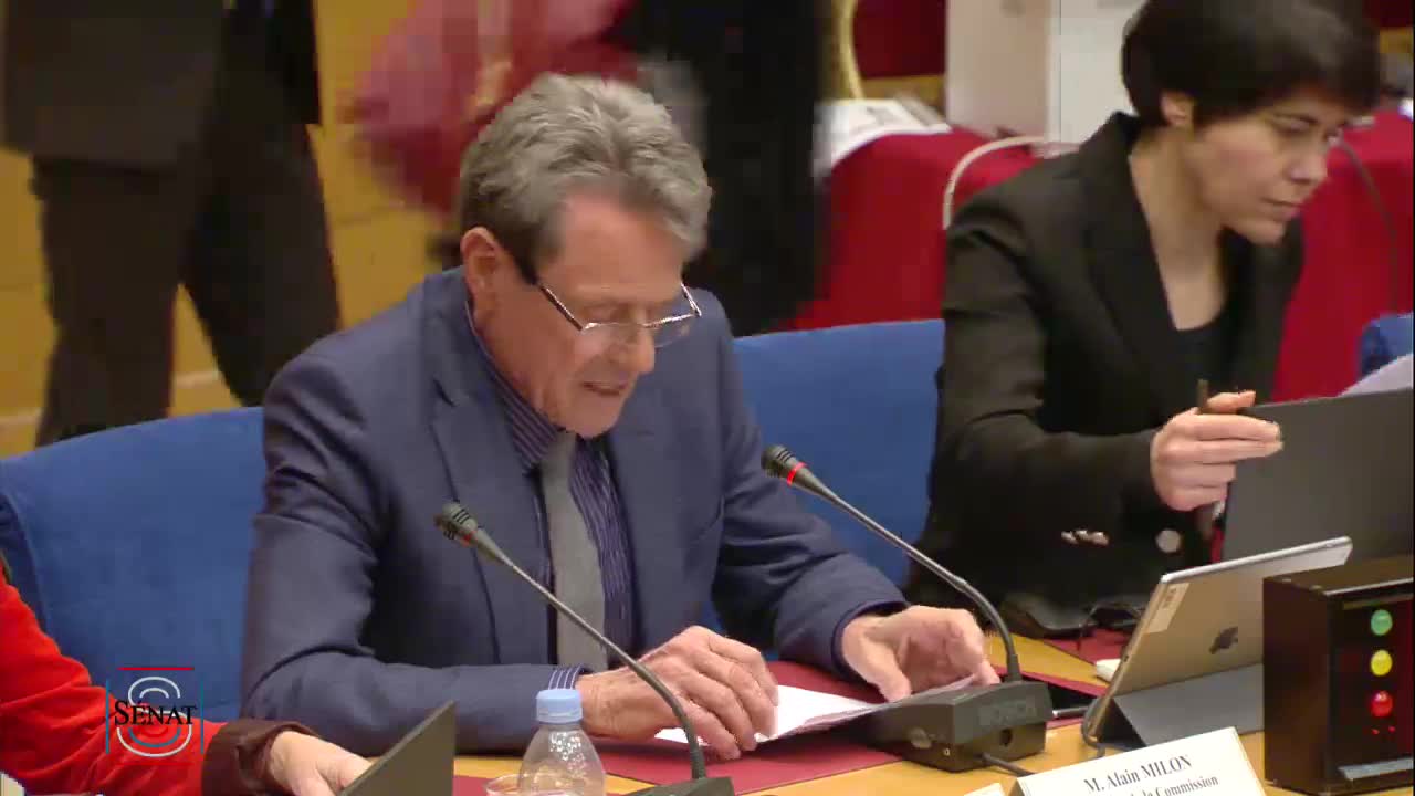 LEC - PPL information aux patientes sur la reconstruction mammaire en cas de mastectomie - Examen rapport et texte commission