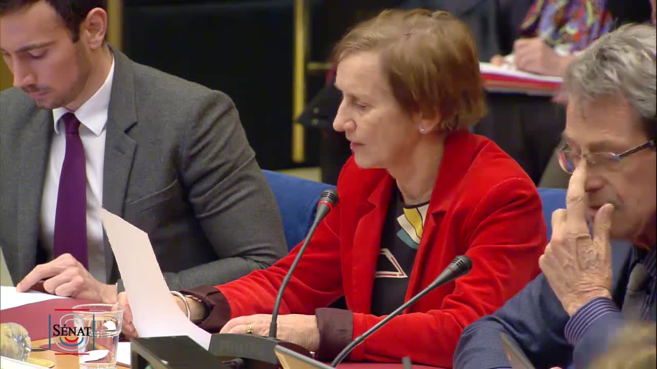 LEC - PPL information aux patientes sur la reconstruction mammaire en cas de mastectomie - Examen rapport et texte commission
