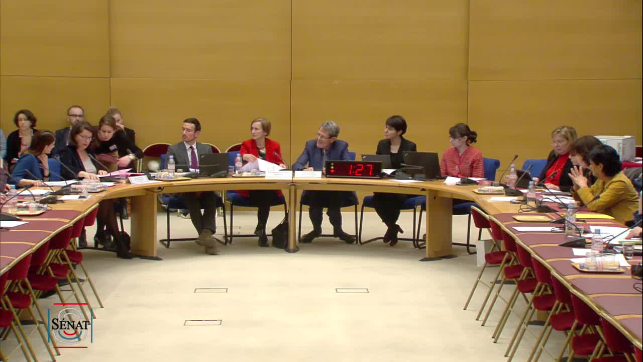 LEC - PPL information aux patientes sur la reconstruction mammaire en cas de mastectomie - Examen rapport et texte commission