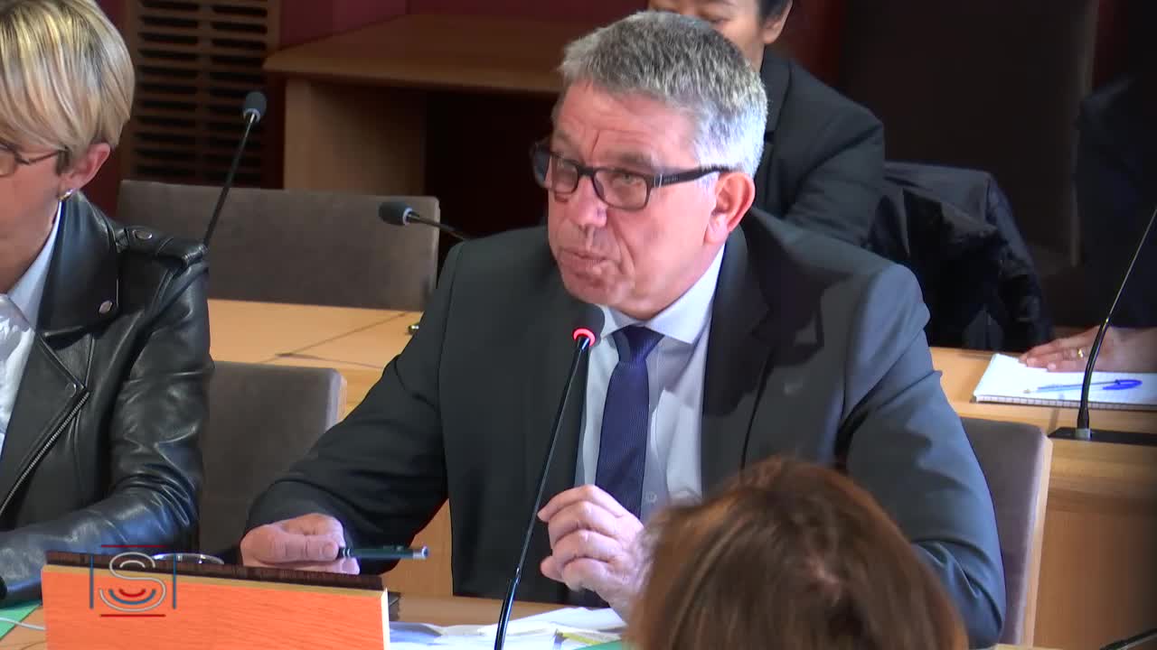 Audition de représentants de SGDF, EEDF, UCPA, AGSE, Fédération des familles rurales