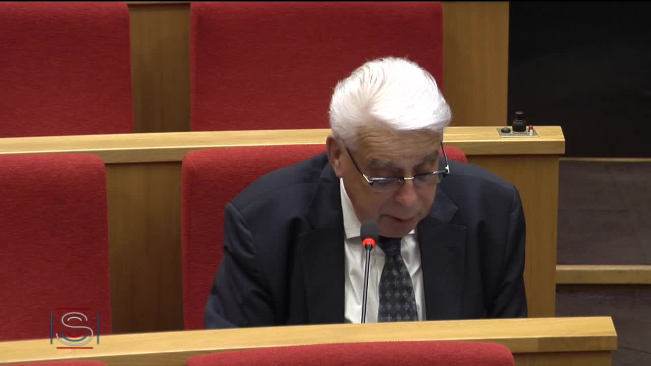 LEC - Examen d’un rapport et établissement du texte - PPL Lutte contre les espèces toxiques envahissantes