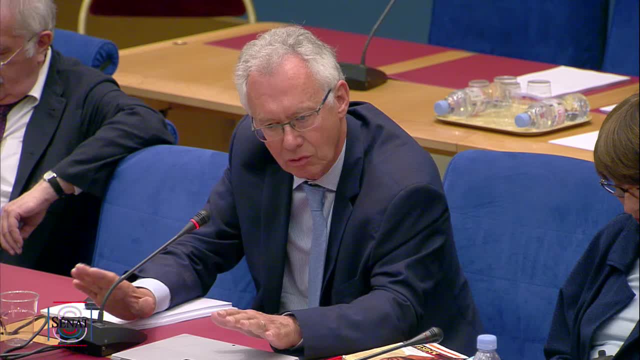 LEC : Examen du rapport du TC sur la PPL.