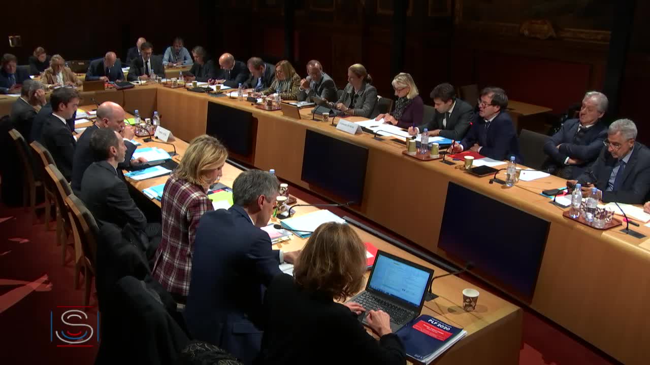 Audition de MM. Jean-Michel Blanquer, ministre de l’éducation nationale et de la jeunesse, et Gabriel Attal, secrétaire d’État, sur le PLF pour 2020
