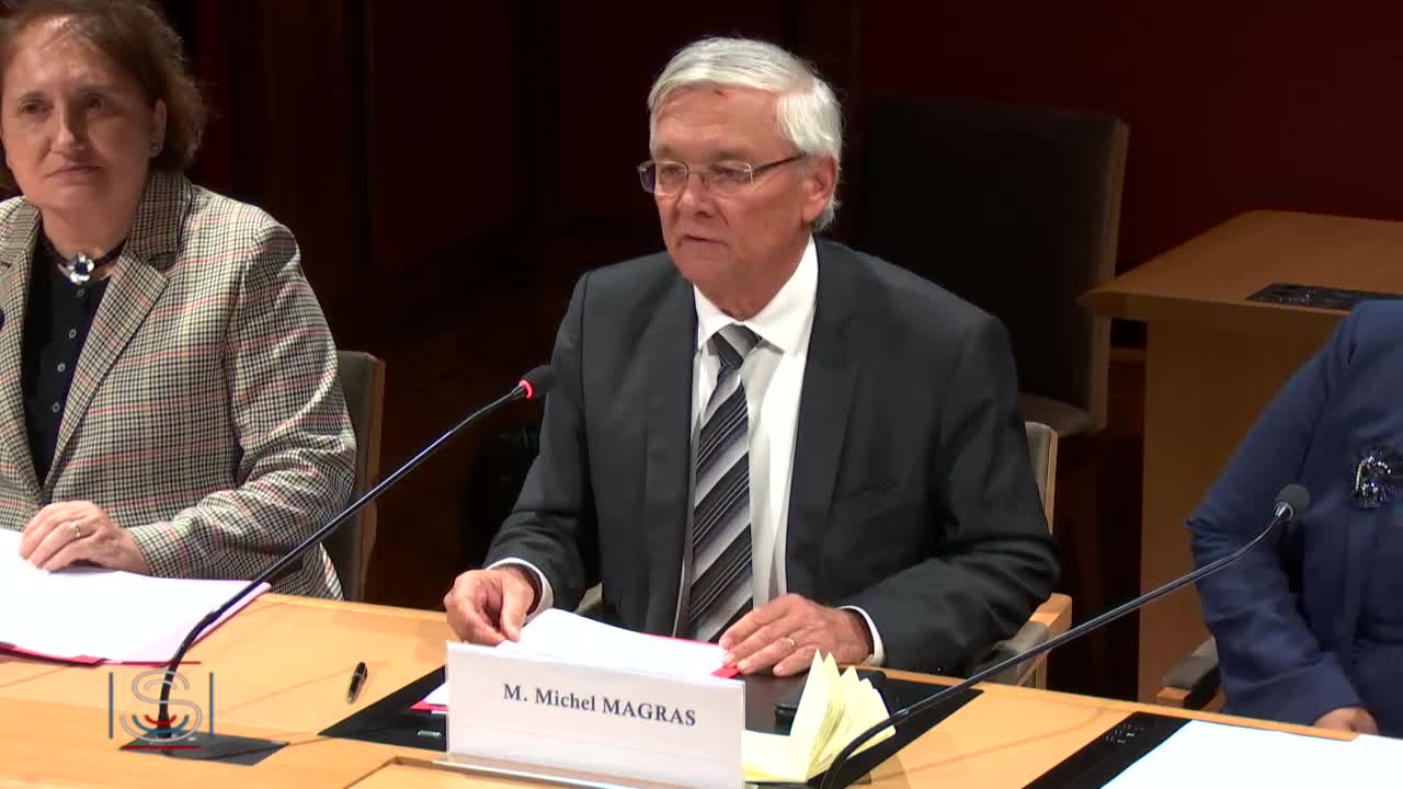 Audition de M. Jacques Toubon, défenseur des droits.