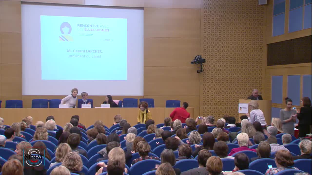 Journée internationale des droits des femmes, rencontre avec des élues locales