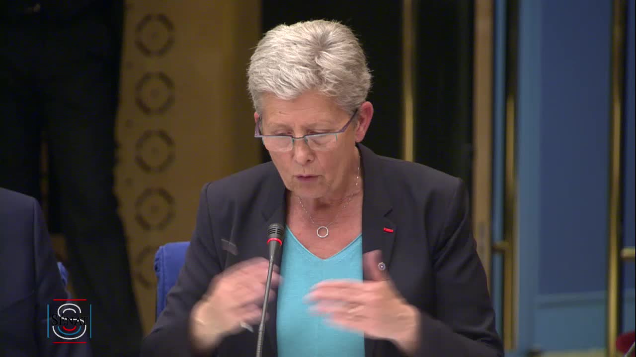 LEC - PPL Carte du combattant aux soldats engagés après les accords d'Évian - Examen du rapport et du texte de la commission