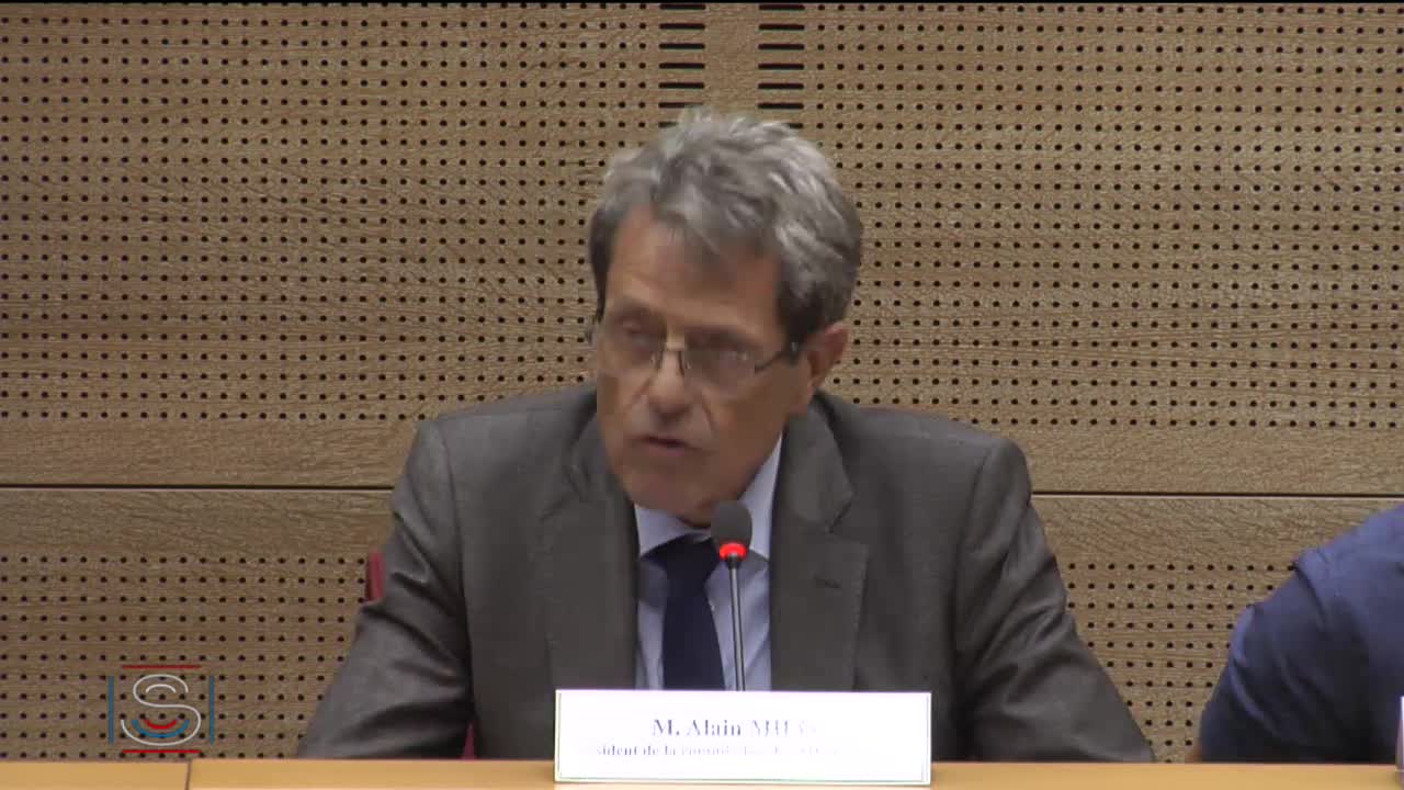 Table ronde thématique sur la bioéthique, portant sur "les nouveaux enjeux de l'intelligence artificielle en santé"