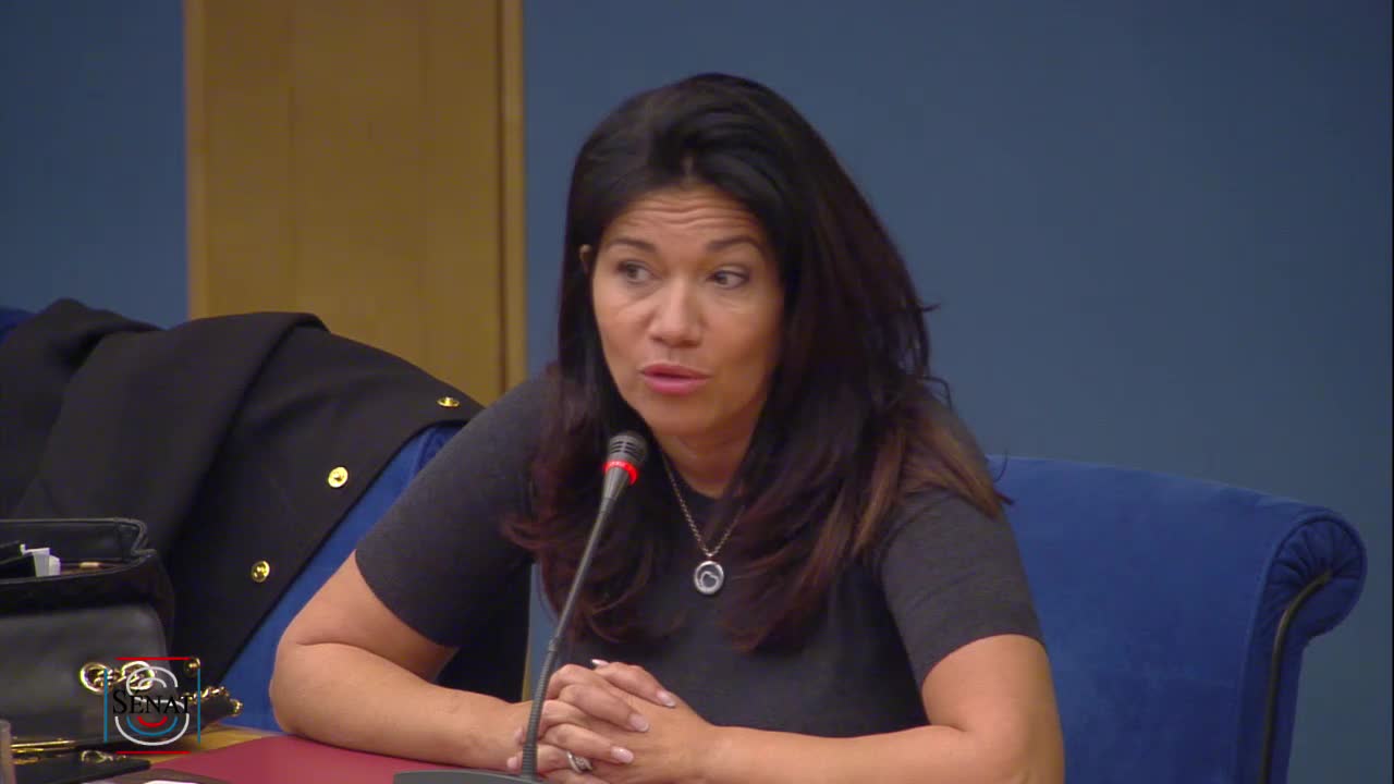 LEC - PPL visant à lutter contre l'exposition précoce des enfants aux écrans - Examen rapport et texte commission