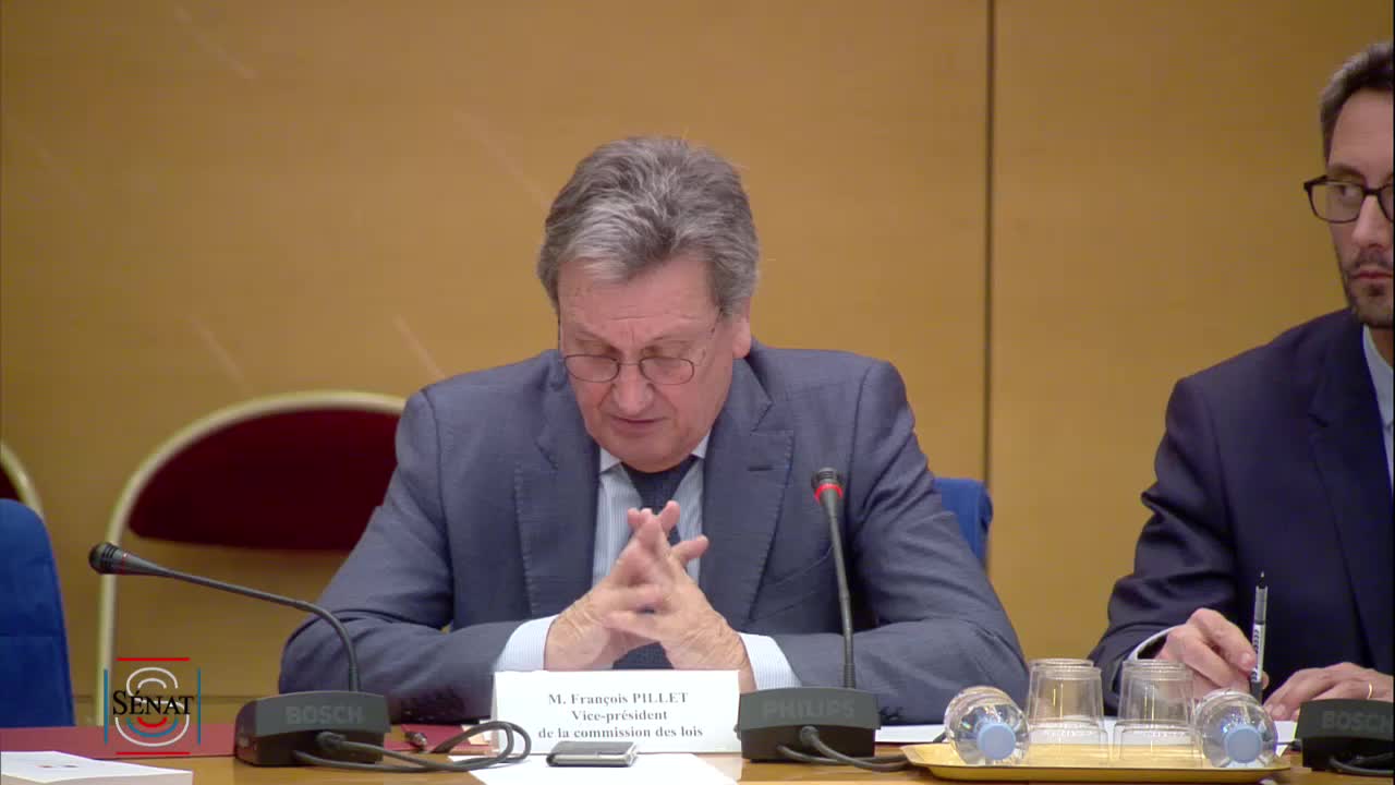 Article 13 de la Constitution - Audition de candidats proposés pour siéger, en tant que personnalités qualifiées, au Conseil supérieur de la magistrature