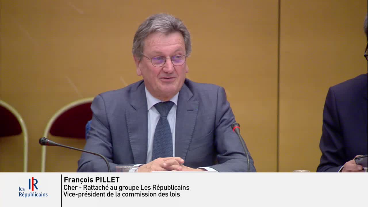 Article 13 de la Constitution - Audition de candidats proposés pour siéger, en tant que personnalités qualifiées, au Conseil supérieur de la magistrature