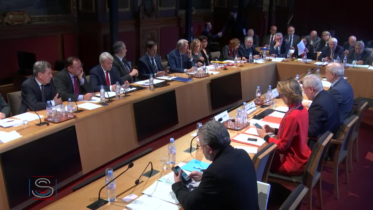 L'Europe face au risque de chaos géopolitique : quelle architecture de sécurité ?- Audition de M. Hubert Védrine
