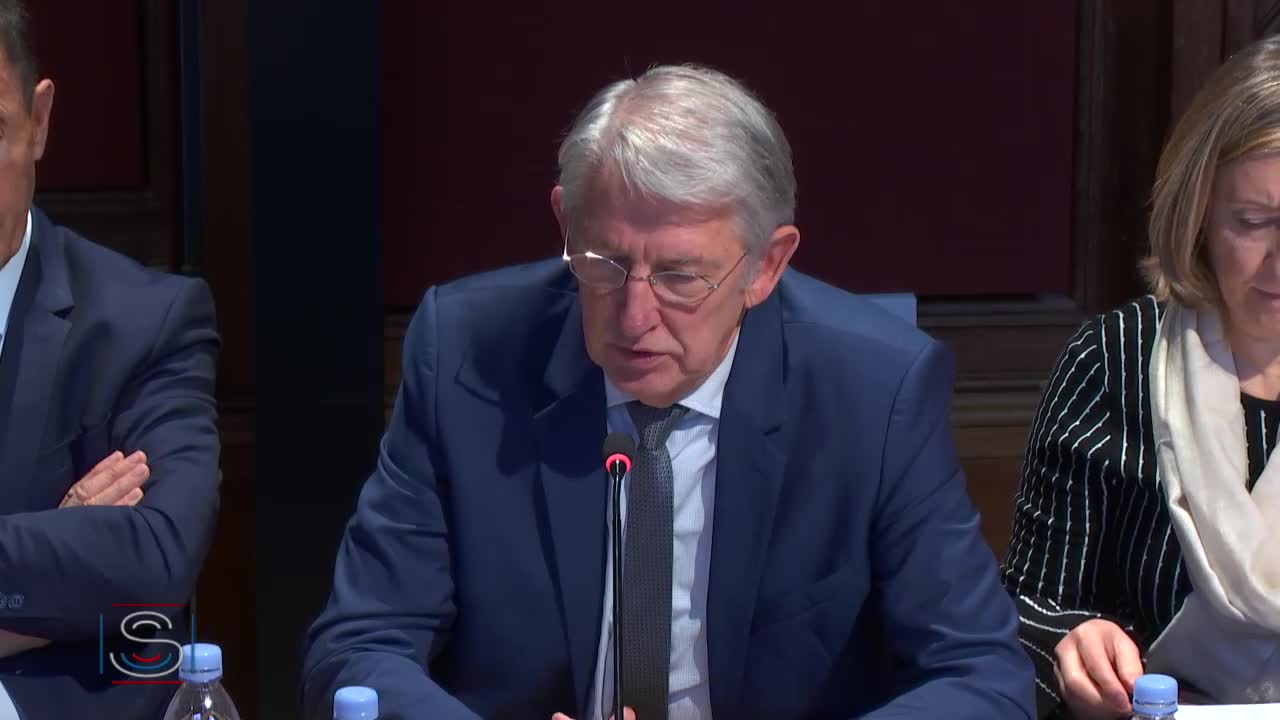L'Europe face au risque de chaos géopolitique : quelle architecture de sécurité ?- Audition de M. Hubert Védrine
